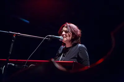 Miriam Bayle, vocal